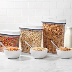 Outlet OXO Boîte de Conservation Pop avec Bec Verseur 3.2 L Good Grips