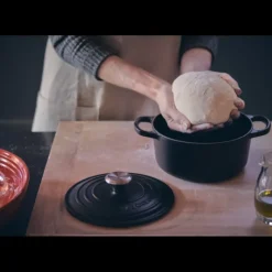 Outlet LE CREUSET Cocotte en fonte Ronde 20 cm Noir mat Signature