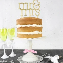 PME FIN DE SERIE Découpoir Cake Topper Mr & Mrs Moderne 16,5 x 15 cm