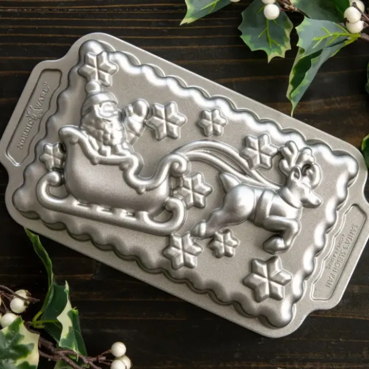 Outlet NORDIC WARE Moule à Cake Traineau du Père-Noël Silver