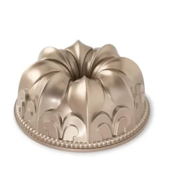 Sale NORDIC WARE Moule à Gâteau Bundt Fleur de Lys Toffee
