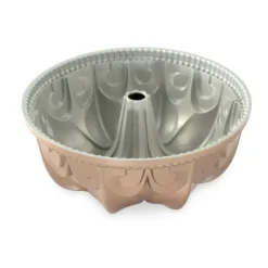 Sale NORDIC WARE Moule à Gâteau Bundt Fleur de Lys Toffee