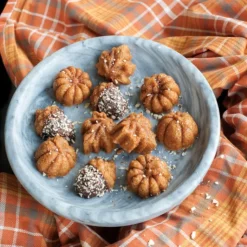 Online NORDIC WARE Moule à Gâteaux Gourmandises d'Automne (x12) Bronze