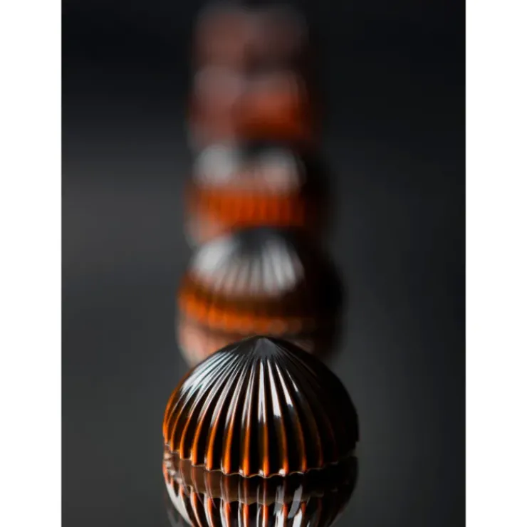 Hot CHOCOLATE WORLD Moule Chocolat Demi Sphère Plissée 30,5 mm (x21)