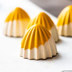 New CHOCOLATE WORLD Moule Chocolat The Juicer 3 cm (x21)