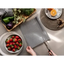 Clearance NUTS Rouleau Emballage Alimentaire Cire Abeille Noir 90 x 30,5 cm